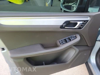 2019 Porsche Macan S – miniatura 9