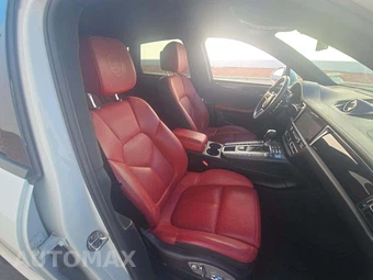 2019 Porsche Macan S – miniatura 15