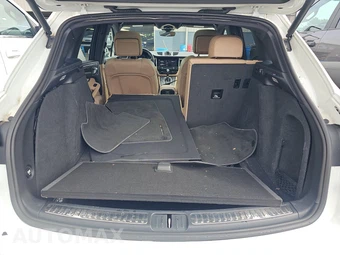 2019 Porsche Macan – miniatura 16