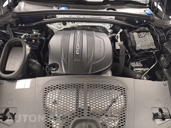 2019 Porsche Macan – miniatura 16
