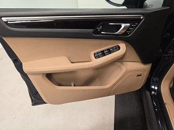 2019 Porsche Macan – miniatura 9