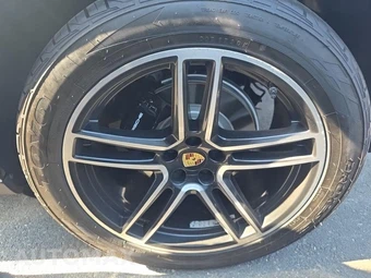 2019 Porsche Macan – miniatura 11