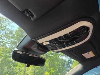 2019 Porsche Macan – miniatura 29