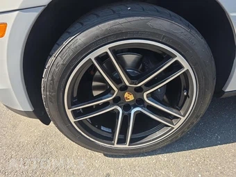 2019 Porsche Macan – miniatura 8