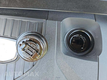 2019 Porsche Panamera 4 – miniatura 22