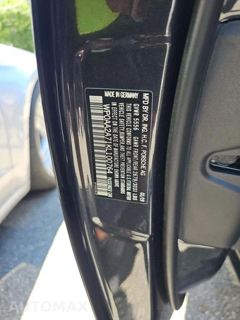 2019 Porsche Panamera 4 – miniatura 5