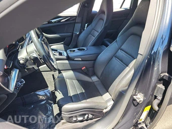 2019 Porsche Panamera 4 – miniatura 6