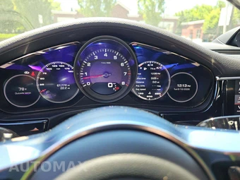 2019 Porsche Panamera 4 – miniatura 9