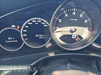 2019 Porsche Panamera 4 - miniatura 12