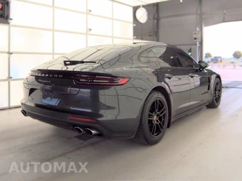 2019 Porsche Panamera 4 - miniatura 4