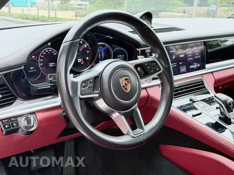 2019 Porsche Panamera 4 - miniatura 10