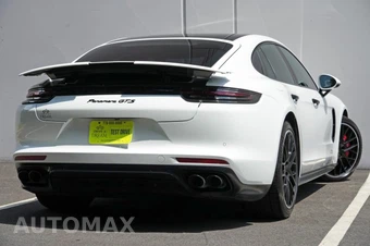 2019 Porsche Panamera GTS - miniatura 3