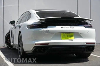2019 Porsche Panamera GTS - miniatura 4