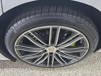 2019 Porsche Panamera Turbo S E-Hybrid – miniatura 11