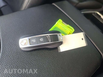 2019 Porsche Panamera – miniatura 8