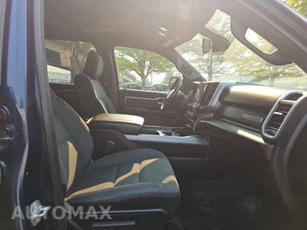 2019 Ram 1500 Big Horn Crew Cab Medium Bed - miniatura 8