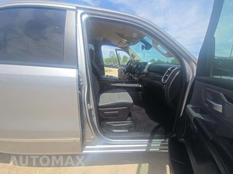 2019 Ram 1500 Big Horn Crew Cab Medium Bed - miniatura 15