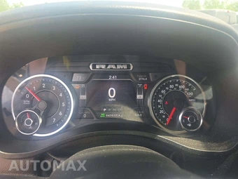 2019 Ram 1500 Big Horn Crew Cab Medium Bed - miniatura 6