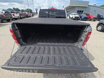 2019 Ram 1500 Big Horn Crew Cab Short Bed - miniatura 11