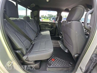 2019 Ram 1500 Big Horn Crew Cab Short Bed - miniatura 13