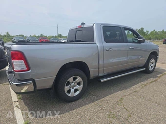 2019 Ram 1500 Big Horn Crew Cab Short Bed - miniatura 3