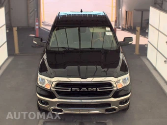 2019 Ram 1500 Big Horn Crew Cab Short Bed - miniatura 2