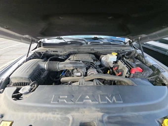 2019 Ram 1500 Big Horn Crew Cab Short Bed - miniatura 15