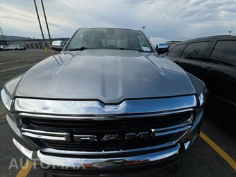 2019 Ram 1500 Big Horn Crew Cab Short Bed - miniatura 2