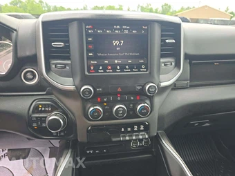 2019 Ram 1500 Big Horn Crew Cab Short Bed – miniatura 7