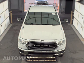 2019 Ram 1500 Big Horn/Lone Star Crew Cab Medium Bed - miniatura 2
