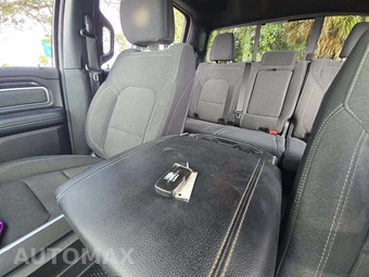 2019 Ram 1500 Big Horn/Lone Star Crew Cab Medium Bed - miniatura 8