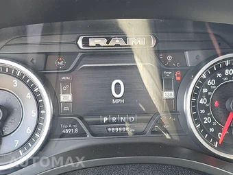2019 Ram 1500 Big Horn/Lone Star Crew Cab Medium Bed - miniatura 12