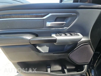2019 Ram 1500 Big Horn/Lone Star Crew Cab Medium Bed - miniatura 9