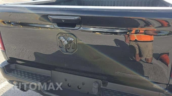 2019 Ram 1500 Big Horn/Lone Star Crew Cab Medium Bed - miniatura 31