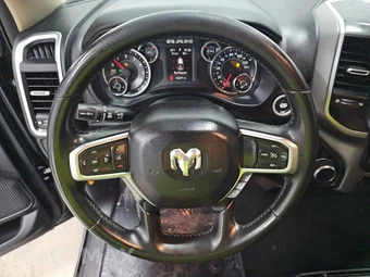 2019 Ram 1500 Big Horn/Lone Star Crew Cab Medium Bed - miniatura 10