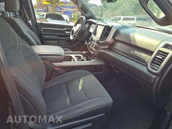 2019 Ram 1500 Big Horn/Lone Star Crew Cab Medium Bed – miniatura 18