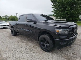 2019 Ram 1500 Big Horn/Lone Star Crew Cab Medium Bed – miniatura 3