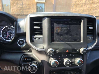 2019 Ram 1500 Big Horn/Lone Star Crew Cab Medium Bed - miniatura 10