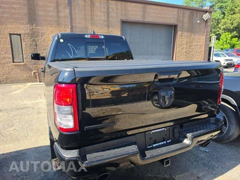 2019 Ram 1500 Big Horn/Lone Star Crew Cab Medium Bed - miniatura 2