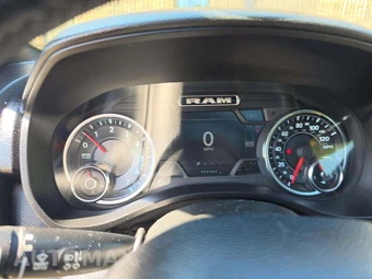 2019 Ram 1500 Big Horn/Lone Star Crew Cab Medium Bed - miniatura 9