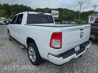2019 Ram 1500 Big Horn/Lone Star Crew Cab Short Bed - miniatura 2