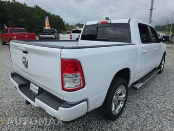 2019 Ram 1500 Big Horn/Lone Star Crew Cab Short Bed - miniatura 3