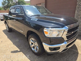 2019 Ram 1500 Big Horn/Lone Star Crew Cab Short Bed - miniatura 4