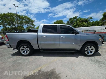 2019 Ram 1500 Big Horn/Lone Star Crew Cab Short Bed - miniatura 4