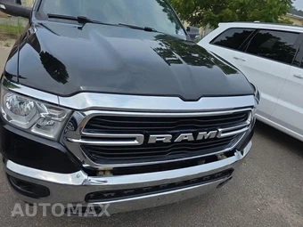 2019 Ram 1500 Big Horn/Lone Star Crew Cab Short Bed - miniatura 2