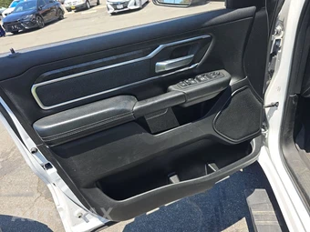 2019 Ram 1500 Big Horn/Lone Star Crew Cab Short Bed - miniatura 9