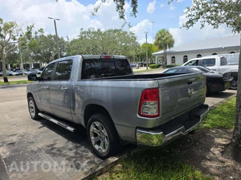 2019 Ram 1500 Big Horn/Lone Star Crew Cab Short Bed - miniatura 2