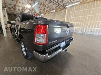 2019 Ram 1500 Big Horn/Lone Star Crew Cab Short Bed - miniatura 2
