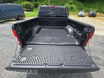 2019 Ram 1500 Big Horn/Lone Star Crew Cab Short Bed - miniatura 11