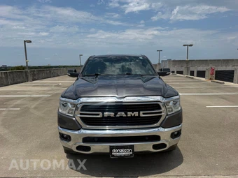 2019 Ram 1500 Big Horn/Lone Star Crew Cab Short Bed - samochód z USA z aukcji Manheim, oferta Kup Teraz w AUTOMAX